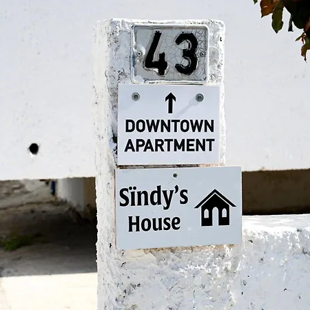 Διαμέρισμα Sindy's House *